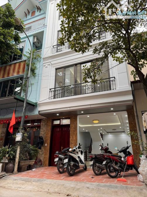 CHUNG CƯ MINI XUÂN THỦY DÒNG TIỀN 40TR GIÁ NHỈNH 12 TỶ