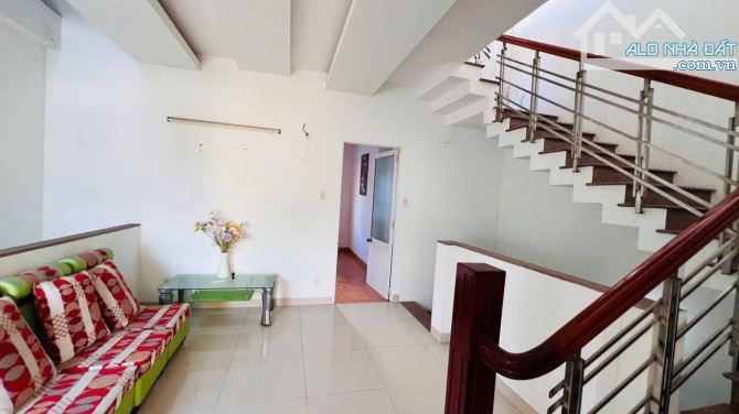 House for sale, 100 m², Vĩnh Hòa