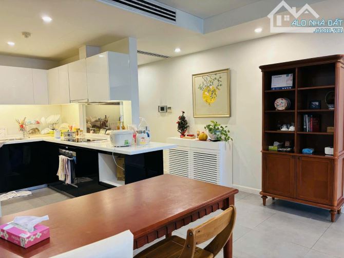 Bán căn hộ Watermark Tây Hồ 125m2 - 3pn - 2vs 16.4 tỷ Căn góc, view hồ tây