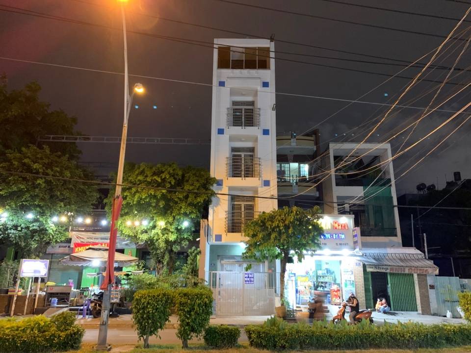 GIÁ RẺ, BÁN NHÀ MẶT TIỀN NGUYỄN CỬU ĐÀM, TÂN PHÚ, 4x31M CN 124M², 4.5 TẤM GIÁ 16.5 TỶ