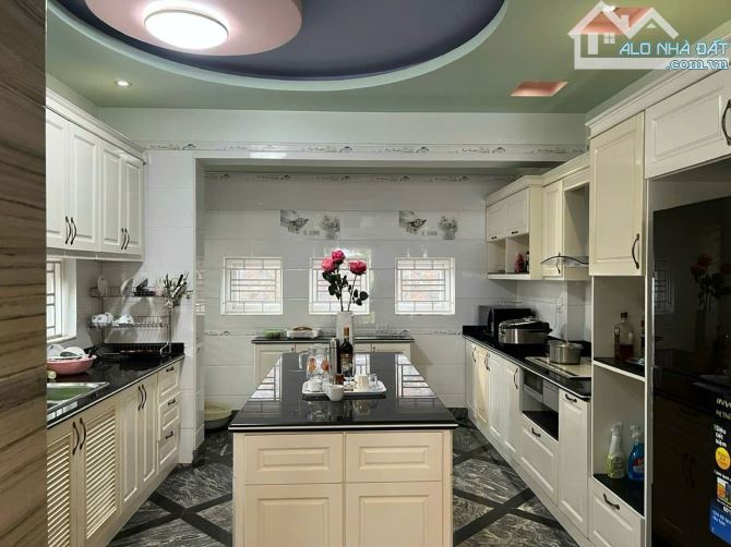 Bán nhà 3 tầng 190m2 ngang 9,5m khu Mê Linh, Anh Dũng, Dương Kinh, Hải Phòng giá rẻ