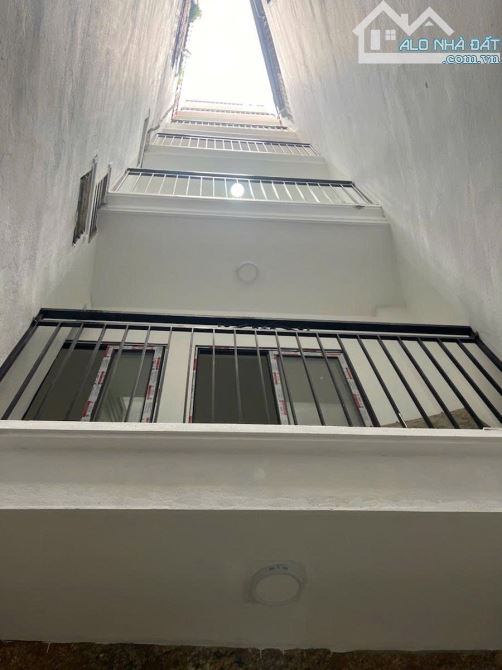 Bán Nhà Dòng Tiền CCMN Khương Trung 7 Tầng 18 Phòng Khép Kín ( Ô Tô Cách 20M )