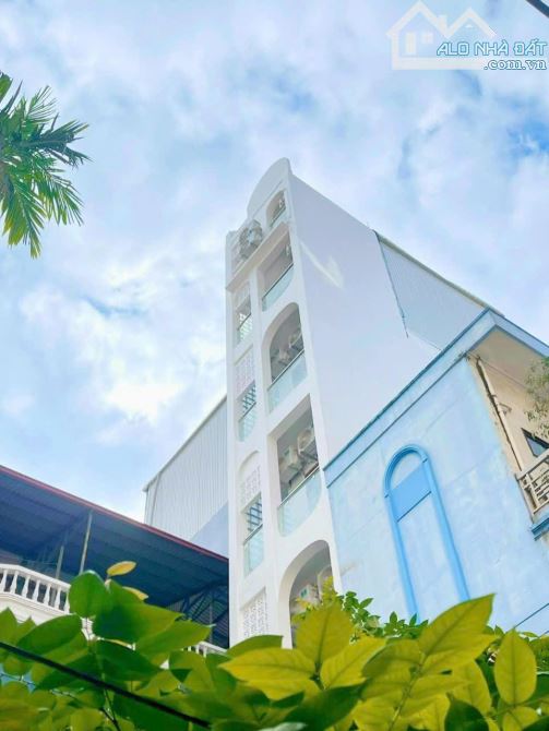 BÁN CCMN ĐỘI CẤN – 83M2 – 7T THANG MÁY – 13 CĂN 2 NGỦ – DT 100TR/TH – 22,8 TỶ