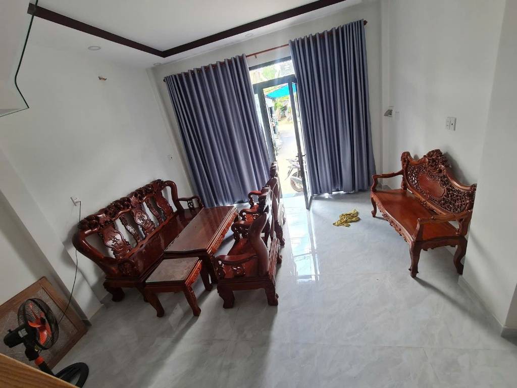 BÁN NHÀ KHA VẠN CÂN, THỦ ĐỨC, HẺM KẾ BÊN CÔNG AN PHƯỜNG CŨ, NHÀ ĐẸP XE HƠI TỚI CỬA