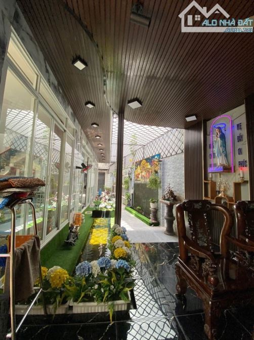 Bán Biệt thự mini hẻm 7m Gò Dầu Tân Phú 6x24m đúc 3.5 tấm giá 16.8 tỷ TL