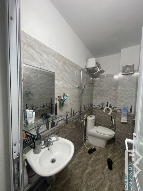 Siêu vị trí Mễ Trì – 35m²x 5T, ô tô gần chợ & bãi đỗ xe, giá chỉ 7,6 tỷ