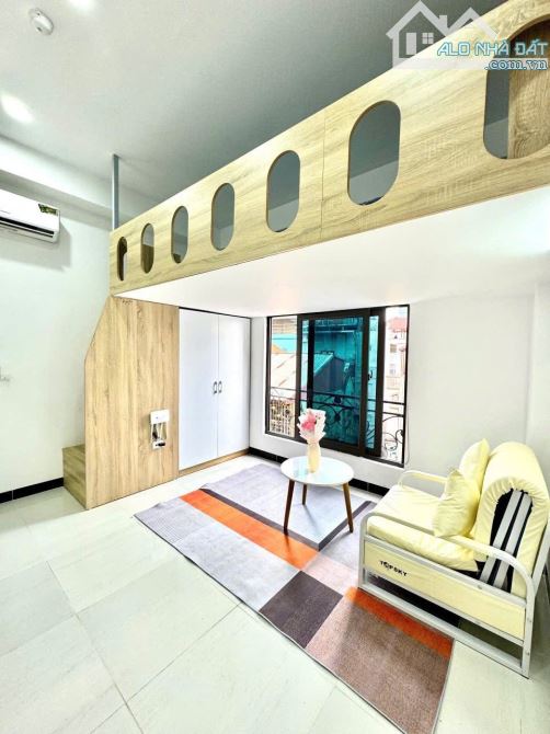 Bán toà CHDV Minh Khai lô góc, ngõ VF3, 70m2*7T thang máy 19PN DT 1 tỷ/năm gần NEU, PCCC