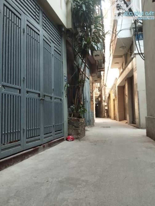 Mỹ Đình 32m² 5T hiện đại, vị trí đẹp 2 thoáng, NT mới - 15m ra ô tô tránh, giá chỉ 7,8 tỷ