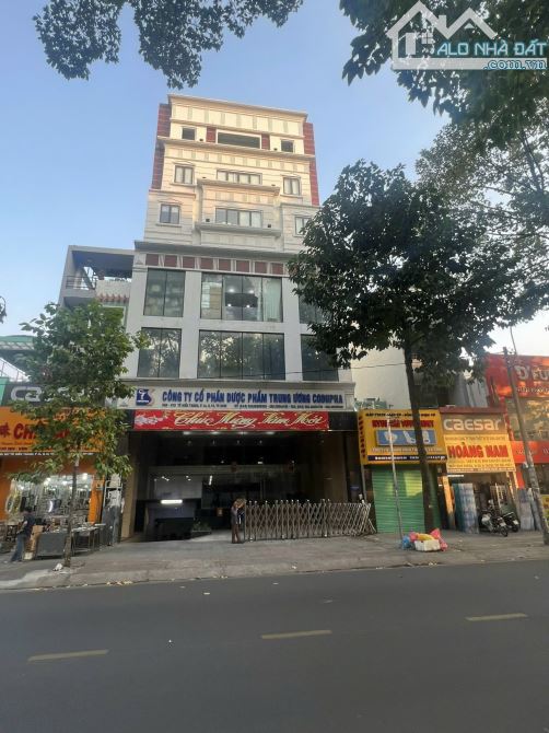BÁN GẤP BUILDING MẶT TIỀN TÔ HIẾN THÀNH - HẦM 9 TẦNG - HĐT 30,000 USD - DT: 12M X 40M
