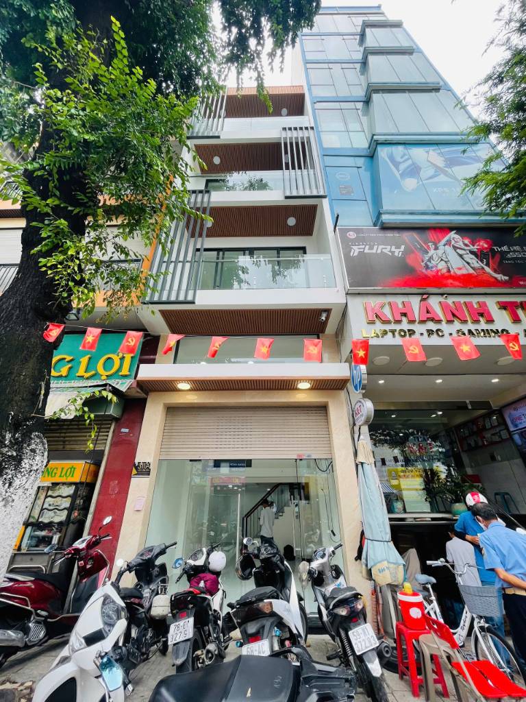 SIÊU PHẨM, BÁN NHÀ 2 MẶT TIỀN VÕ VĂN TẦN, QUẬN 3, 5 TẦNG KHU SẦM UẤT