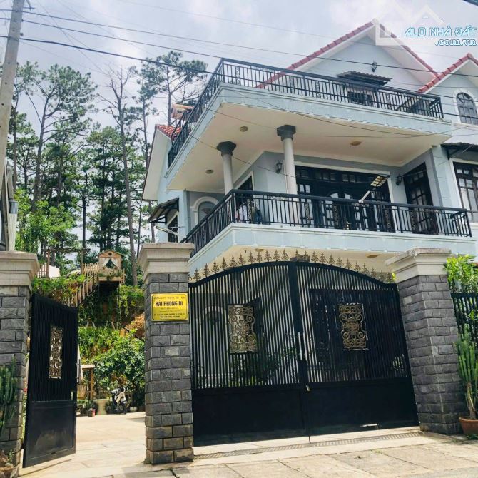 VILLA VIEW THÔNG CỰC ĐẸP ĐƯỜNG KHE SANH. PHƯỜNG 10. ĐÀ LẠT. 892M2. NGANG 16M. GIÁ 35 TỶ TL