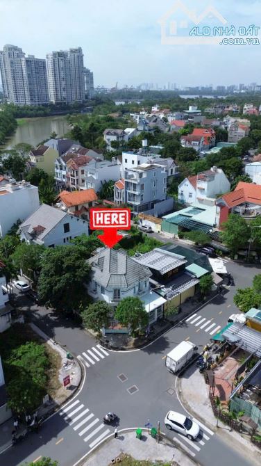 Bán biệt thự góc 2 mặt tiền khu dân cư văn minh -quận 2 giá cực tốt