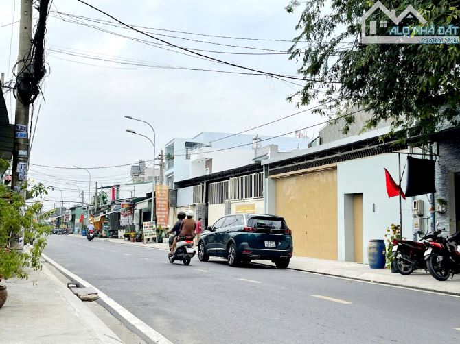 XƯỞNG 10.7x50m Nở Hậu 11.7m Mặt Tiền Đường Đông Thạnh 3, Giá 18.6 Tỷ, Cho thuê 35tr/th