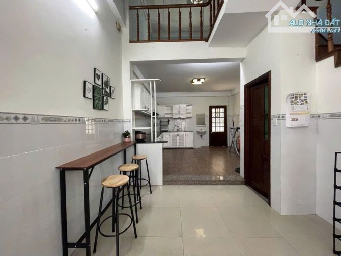 Ỷ LAN NGUYÊN PHI, HẢI CHÂU, ĐÀ NẴNG, 4 TẦNG, 90M2, 45TR/TH, PCCC, SỔ HOÀN CÔNG,12.4 TỶ