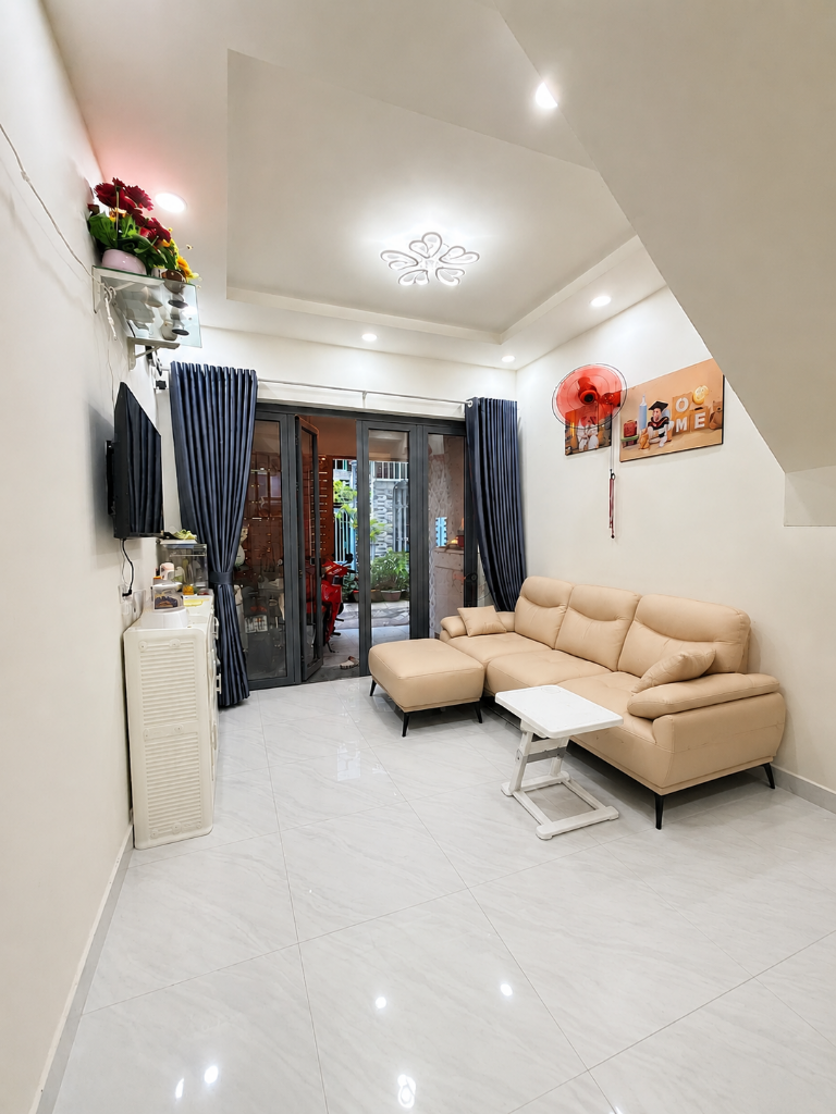 BÁN NHÀ HUỲNH TẤN PHÁT, QUẬN 7, FULL NỘI THẤT, DT 43M2 - 2 TẦNG KIÊN CỐ, CHỈ 4,9 TỶ
