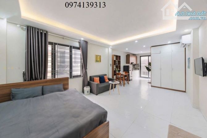 Hiếm, nhà dòng tiền phố Giải Phóng 180m2 MT7m ô tô 35PKK doanh thu 180tr/tháng