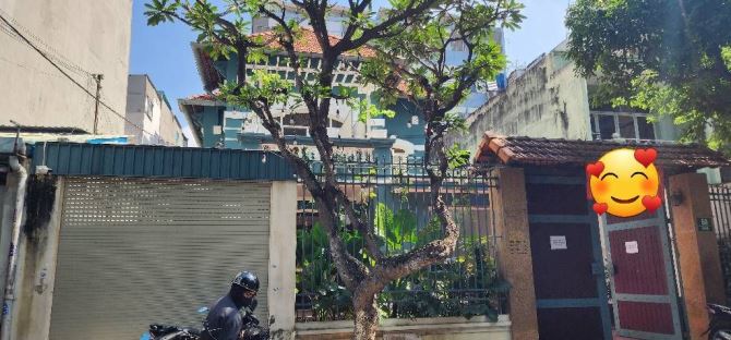 BIỆT THỰ SÂN VƯỜN MẶT TIỀN KHU SÂN BAY 344M2, BÁN GẤP GIẢM MẠNH GIÁ TỐTCHÍNH CHỦ