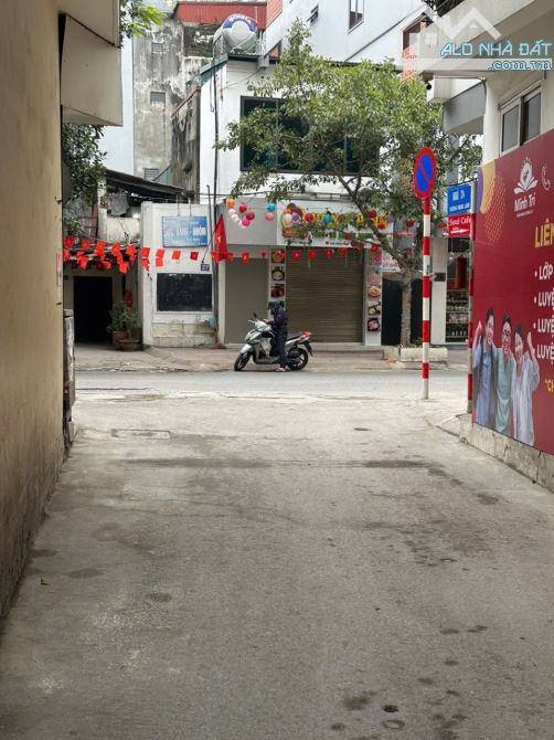Tôi chủ bán nhà 5tầng phố cổ quận Long biên