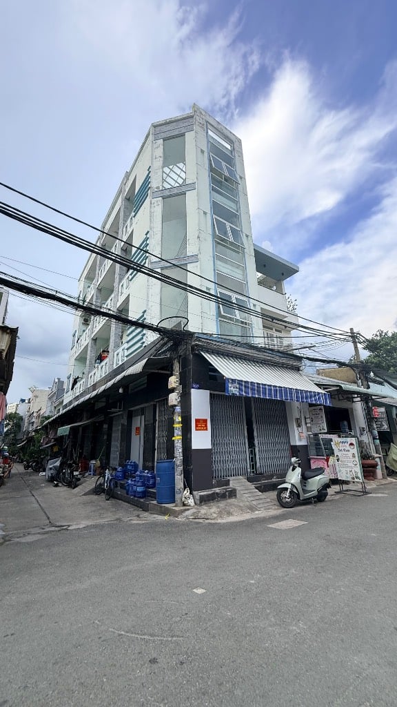 Bán tòa nhà căn hộ dịch vụ đường Lê Đình Cẩn, Bình Tân, dt 96m², giá 7,8 tỷ