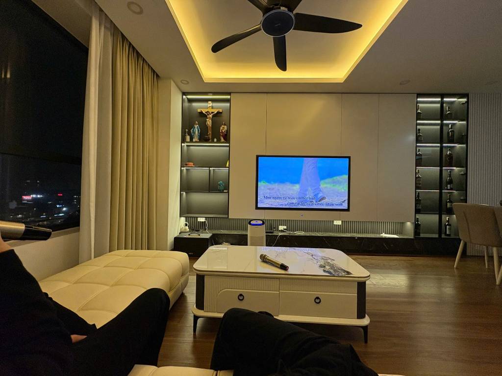 Bán căn hộ Chung cư X2 Đại Kim, Hoàng Mai, dt 77m2, giá 6.6 tỷ, view hồ