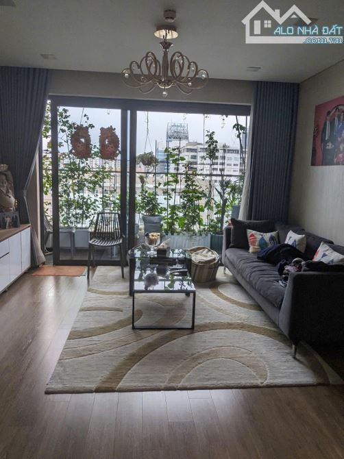 Bán CH E4 Yên Hòa Park View DT 80m 2N Full NT đẹp SĐCC giá 8,5 tỷ ở luôn hướng ĐN
