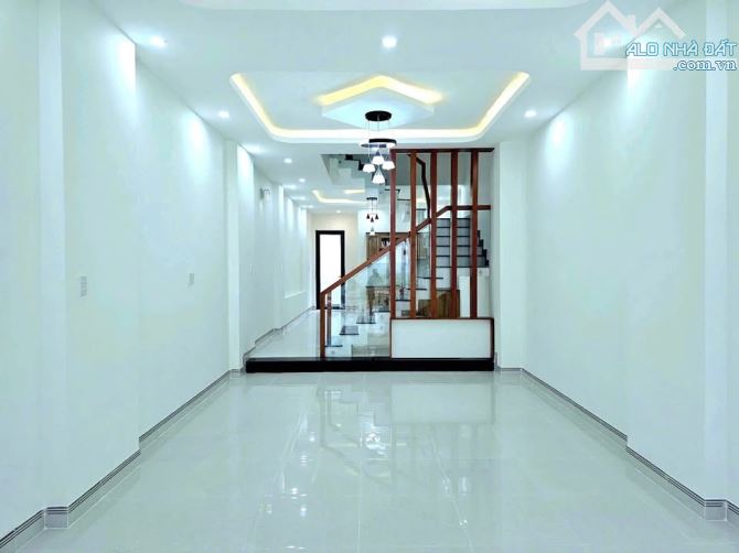 Bán nhà 1 trệt 3 lầu hoàn thiện đường N4 Võ Thị Sáu, phường Trấn Biên