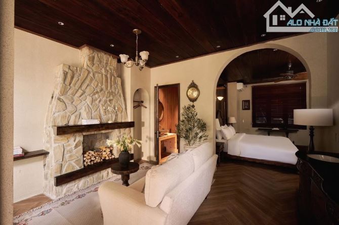 bán villa view chill rất nghệ mặt tiền Hoàng Hoa Thám P10 Đà Lạt 1773m2 chỉ 40 tỷ
