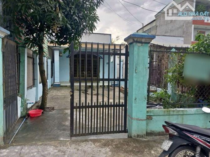 Chủ sáu Gửi Bán Căn Nhà cấp 4,ở 1 sẹc Phạm Thị Giây- Thới Tam Thôn - Hóc Môn – Giá 750tr–