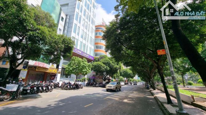 Ban nhà 2 mặt tiền 96-98 đường Bùi Thị Xuân, Bến Thành, Quận 1, dt: 8,1x22m 4 tầng