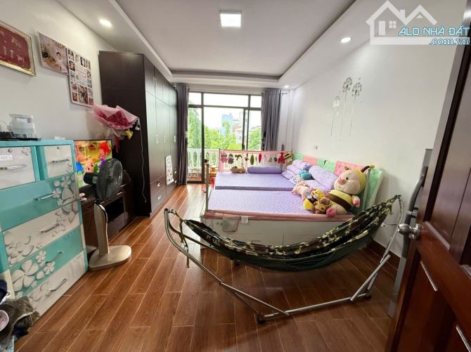Nhà mặt tiền đường 30 hướng Bắc trong KDC An Phú Hưng p. Tân Phong Quận 7 giá 15 tỷ