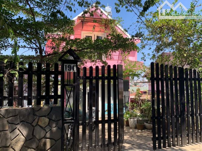 VILLA SÂN VƯỜN TÔ HIẾN THÀNH. P3. 146M2. 3 TẦNG. 4PN. GIÁ 10 TỶ