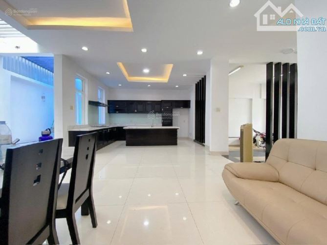 BIỆT THỰ WIEW SÔNG - NGAY KDC PHONG PHÚ 5 - 3 TẦNG - 9x20m- NHỈNH 15 TỶ
