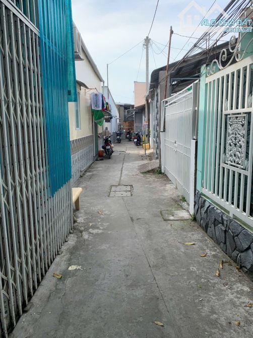 🏡💵 Bán Nhà trệt cấp 4 hẻm nhánh 311 , lộ 3m , thông ra bờ kè Lê Anh Xuân , ngay trung tâ