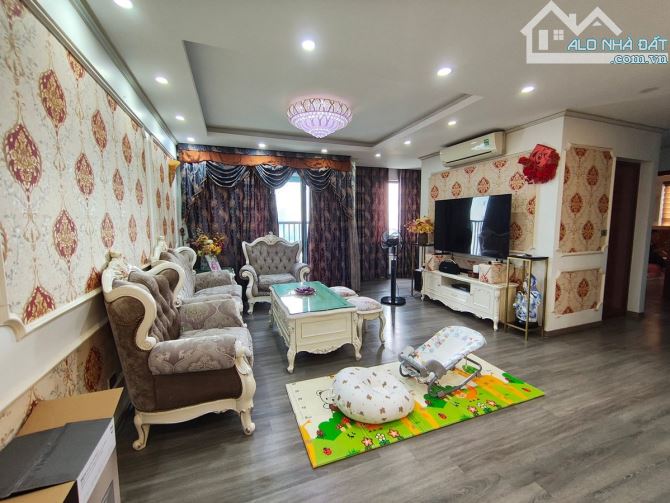 Chuyển nhượng căn hộ Green Star 21B, Phạm Văn Đồng,Bắc Từ Liêm 3 ngủ view hồ chỉ 10,3 tỷ