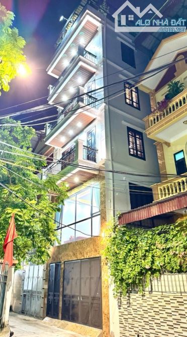 SIÊU PHẨM – XUÂN ĐỈNH- 6 TẦNG, THANG MÁY, NGÕ THÔNG, Ô TÔ NGỦ TRONG NHÀ