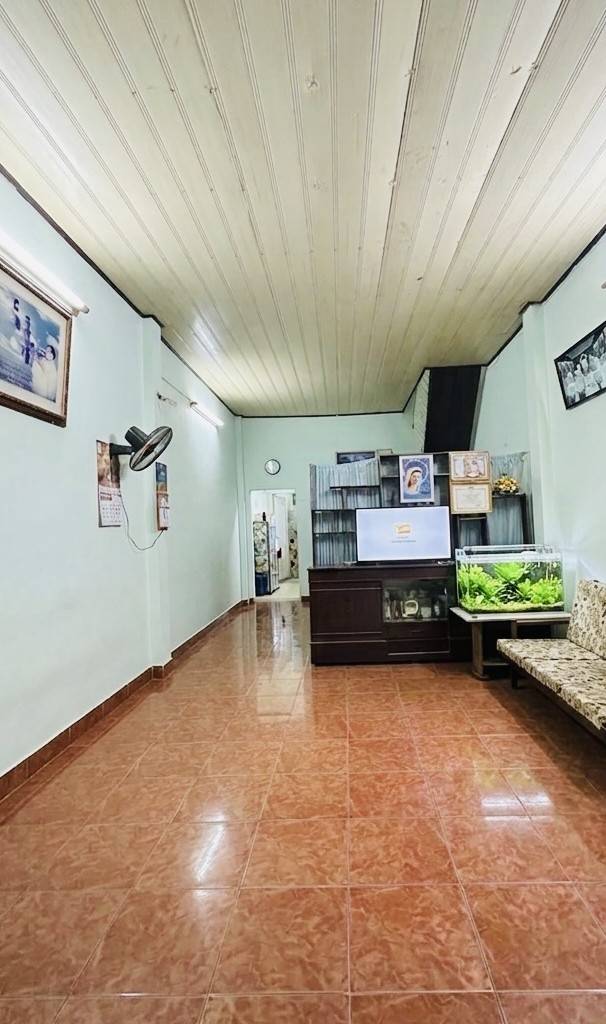 BÁN NHÀ CẤP 4 LÊ VĂN QUỚI BÌNH TÂN, DT KHỦNG, SIÊU PHẨM HẺM ÔTÔ 1 TRỤC, CHỦ XÂY Ở KIÊN CỐ