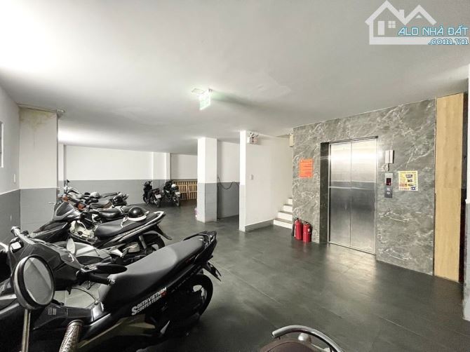 BÁN CĂN HỘ DỊCH VỤ 6 TẦNG, DÒNG TIỀN 2,4TỶ/NĂM, NGANG 8M, CHỈ 36,3TỶ