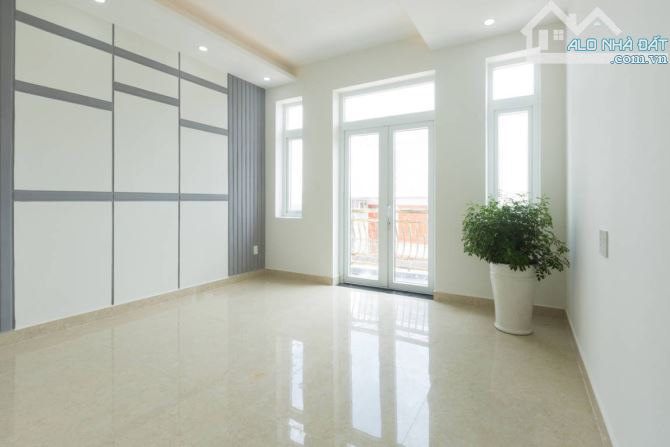 *Bán dãy trọ đường 5m5 Trương Vân Lĩnh, doanh thu 7,5tr/tháng, dt 100m2, giá 3,95 Tỷ