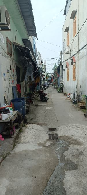 Bán 1 dãy 5 phòng, 1 kiot mặt tiền kinh doanh buôn bán gần ngã tư Bình Chuẩn giá 4 tỷ 600