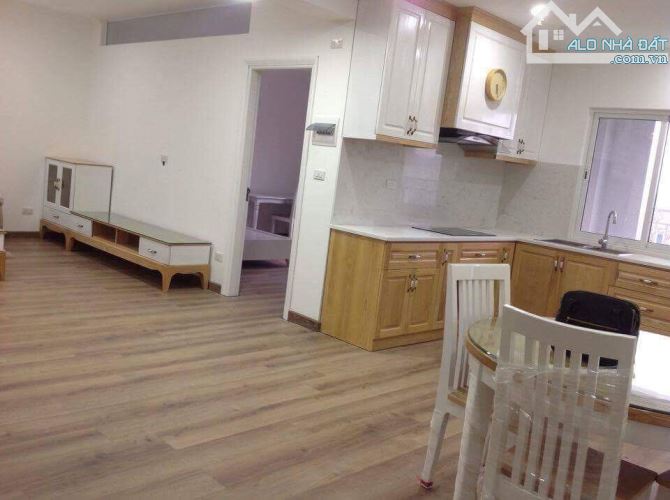 Độc quyền chính chủ gửi bán căn hộ chung cư D2 Giảng Võ giá tốt. Miễn TG