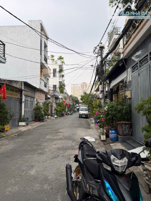 💯 2 Dãy trọ Tô Ký 8x23 full 12 phòng 25tr Đường nhựa 6m ngay chợ chỉ 10,5 tỷ