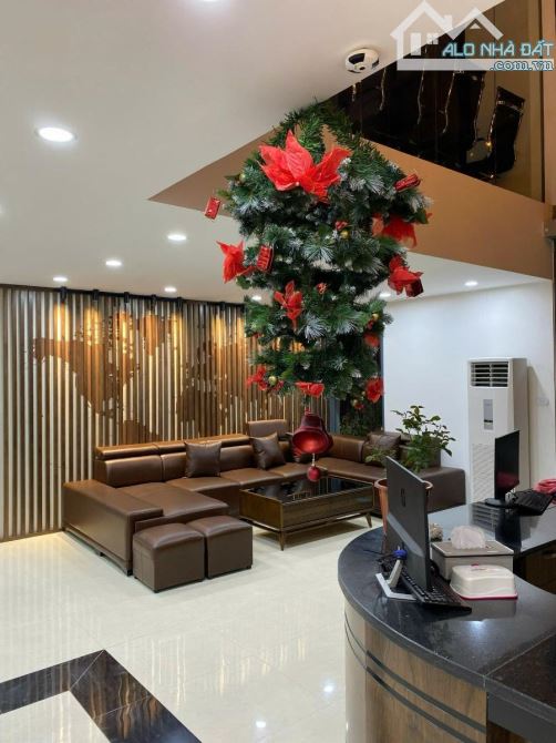 NEW SKYLINE VĂN QUÁN HÀ ĐÔNG SÀN THƯƠNG MẠI DUPLEX ĐẲNG CẤP 5 SAO TUYỆT ĐẸP 370m 21 TỶ