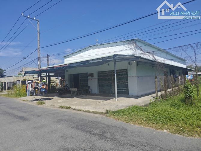 Cần bán dãy trọ 200m2 cạnh KCN Trảng Bàng, Sổ sẵn, 1 tỷ 250