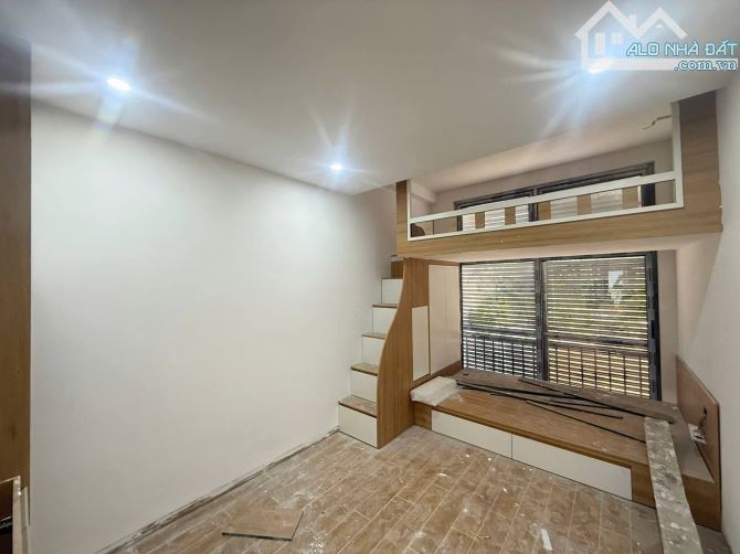 BUILDING PHỐ THÁI THỊNH – ĐỐNG ĐA | DT 75M² | 8 TẦNG | MT 5.2M | LÔ GÓC Ô TÔ | GIÁ 37 TỶ