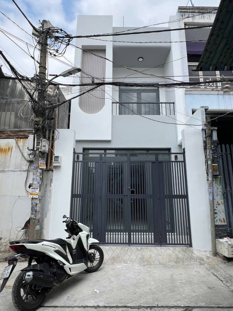 BÁN NHÀ HẺM XE HƠI 137 PHAN ANH BÌNH TÂN, GIÁP QUẬN 11, XE HƠI ĐỖ CỬA, NHÀ ĐẸP GIÁ TỐT