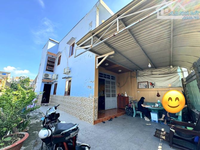 BÁN ĐẤT 360M² TẶNG NHÀ 2 TẦNG – HẺM 5M SAU PHẠM VĂN ĐỒNG – LINH TÂY, TP THỦ ĐỨC – GIÁ 18 T