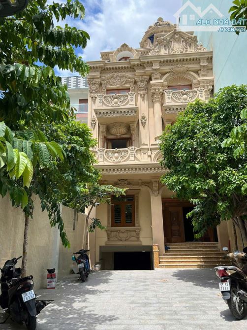 Bán Biệt Thự Khu Compound Lương Định Của- 4 tầng - DT 7x24m - HĐT 100 triệu - Giá 42 tỷ