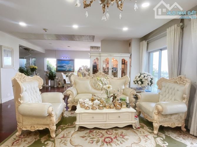 Chuyển nhượng căn hộ Duplex Golden Westlake 162A Hoàng Hoa Thám,Tây Hồ chỉ 58 tỷ
