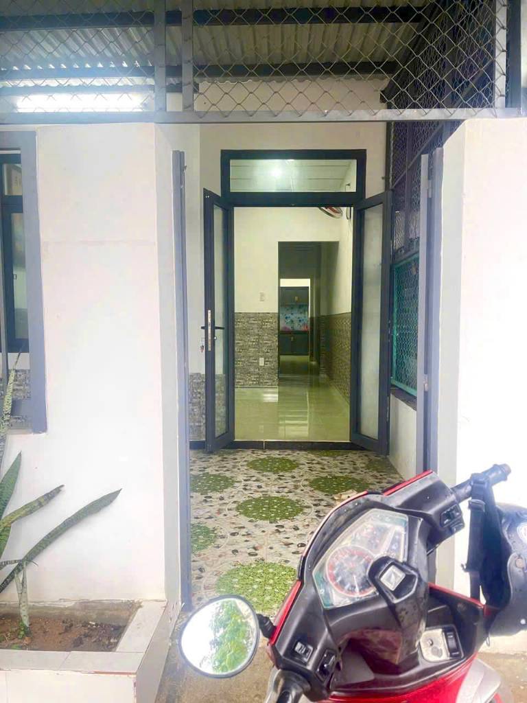 Bán nhà cấp 4 TDC Đất Lành, Nam Nha Trang, đường 13m ô tô tránh, giá nhỉnh 3 tỷ