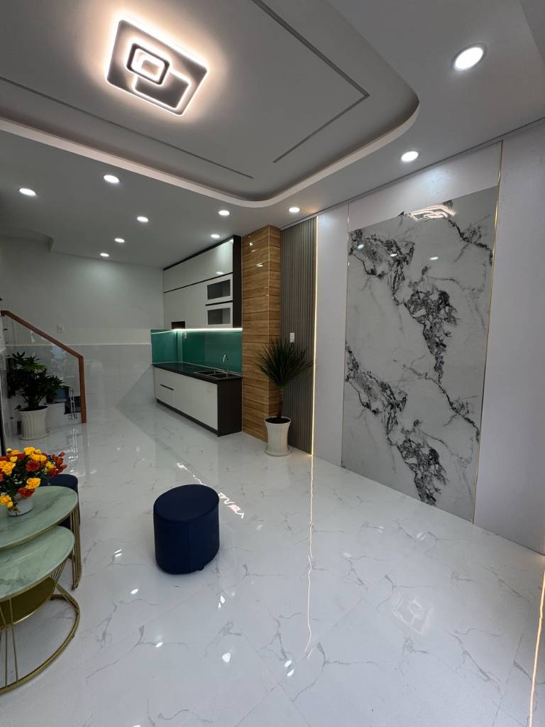 BÁN NHÀ BÌNH TRỊ ĐÔNG, BÌNH TÂN, LÔ GÓC 2 MẶT THOÁNG, 2 TẦNG KIÊN CỐ, Ở NGAY